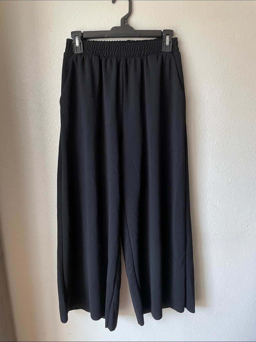 Women’s wide leg casual pants